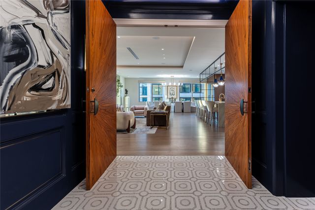 2300 WOLF Street 7D, Dallas, TX 75201