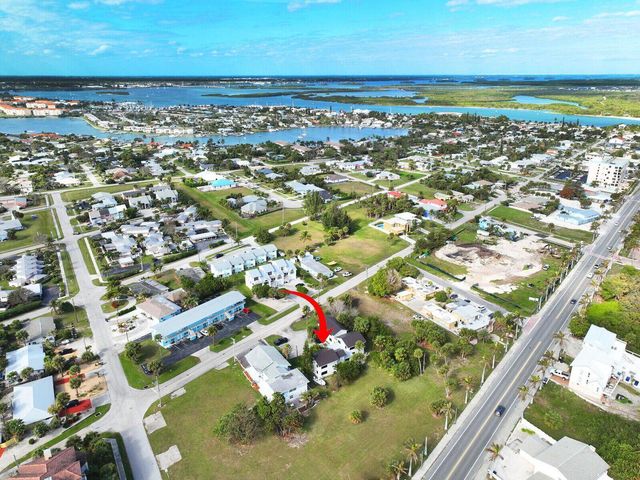 652 Hernando Street B, Fort Pierce, FL 34949