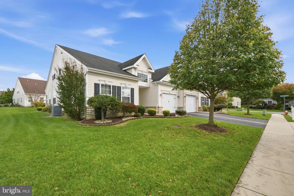 51 GRYPHON DR, MONROE TOWNSHIP, NJ 08831 — photo 5