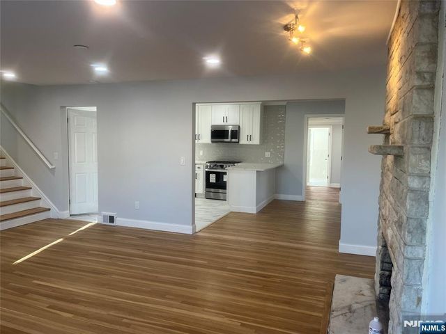 86 Howland Avenue, Teaneck, NJ 07666