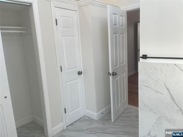 86 Howland Avenue, Teaneck, NJ 07666