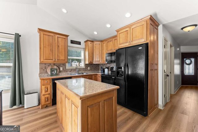 204 Sugar Maple Drive, Cornelia, GA 30531