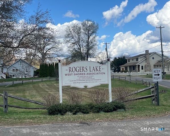 29 Moss Point Trail, Old Lyme, CT 06371