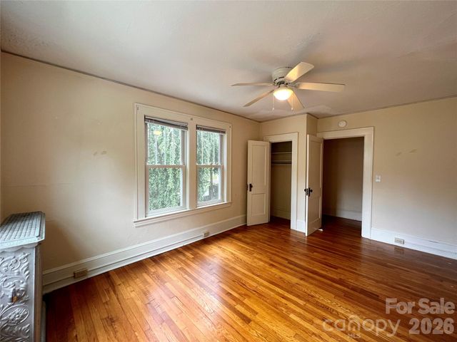 19 Saluda Street, Asheville, NC 28806