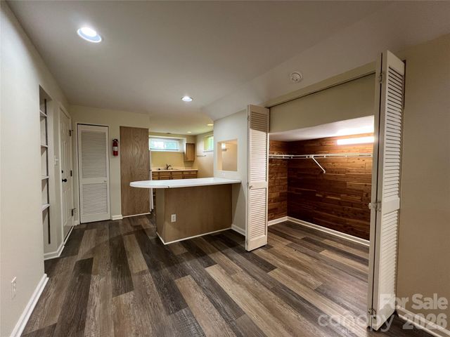 19 Saluda Street, Asheville, NC 28806