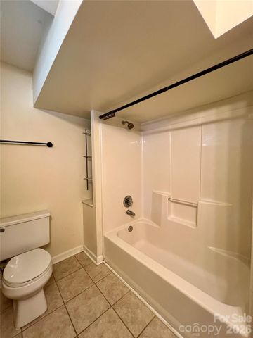 19 Saluda Street, Asheville, NC 28806