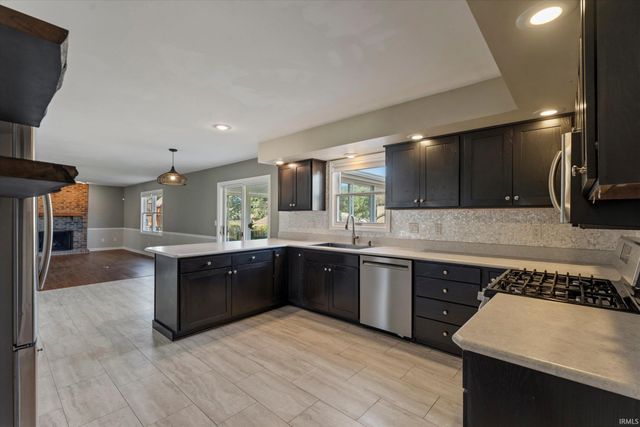 52200 Covered Wagon Trail, Granger, IN 46530