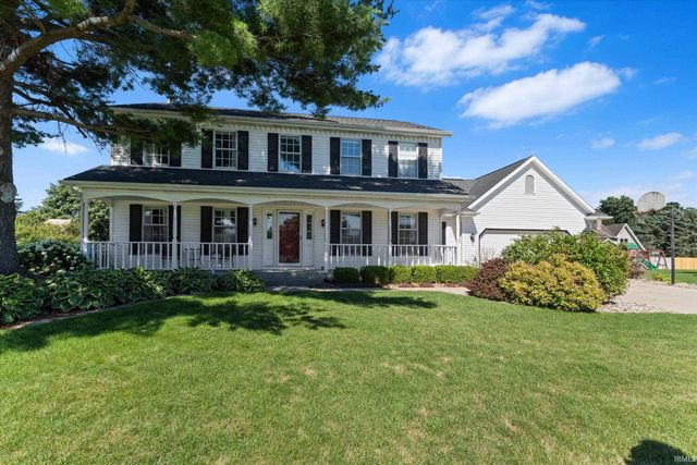 52200 Covered Wagon Trail, Granger, IN 46530