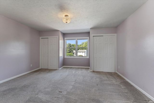 52200 Covered Wagon Trail, Granger, IN 46530
