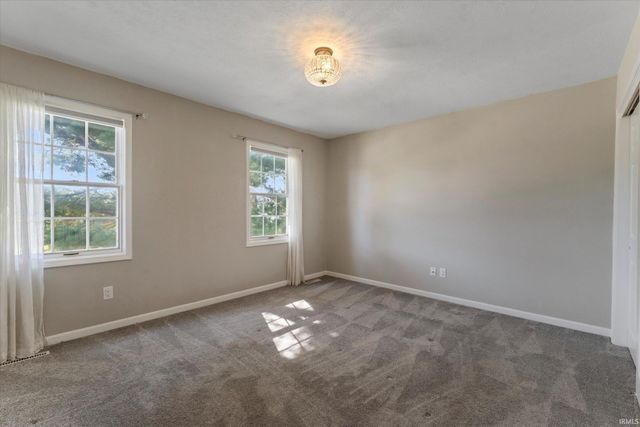 52200 Covered Wagon Trail, Granger, IN 46530