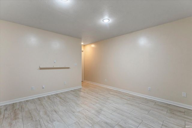 52200 Covered Wagon Trail, Granger, IN 46530