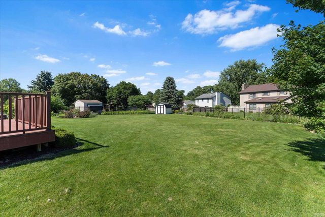 52200 Covered Wagon Trail, Granger, IN 46530