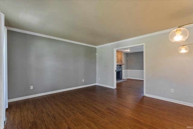 52200 Covered Wagon Trail, Granger, IN 46530