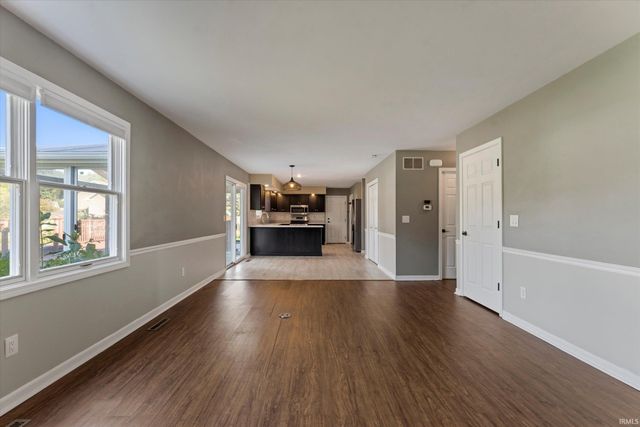 52200 Covered Wagon Trail, Granger, IN 46530
