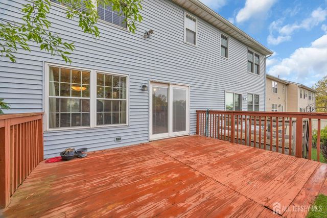 39 Delikat Lane, Sayreville, NJ 08872