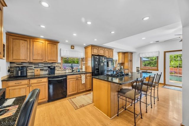 1038 Centre St, Raritan Boro, NJ 08869