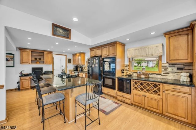 1038 Centre St, Raritan Boro, NJ 08869