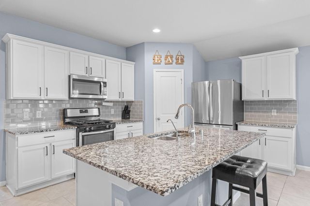 5602 Pleasant Falls Drive, Richmond, TX 77407