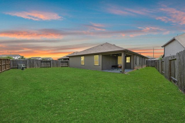 5602 Pleasant Falls Drive, Richmond, TX 77407