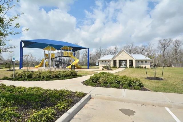 5602 Pleasant Falls Drive, Richmond, TX 77407