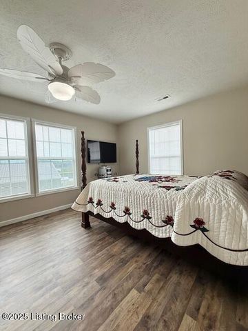 827 Lakeview Cir, Clarkson, KY 42726