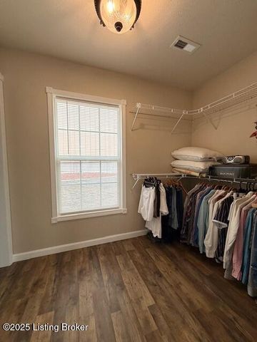 827 Lakeview Cir, Clarkson, KY 42726