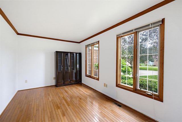 24762 White Plains Drive, Novi, MI 48374