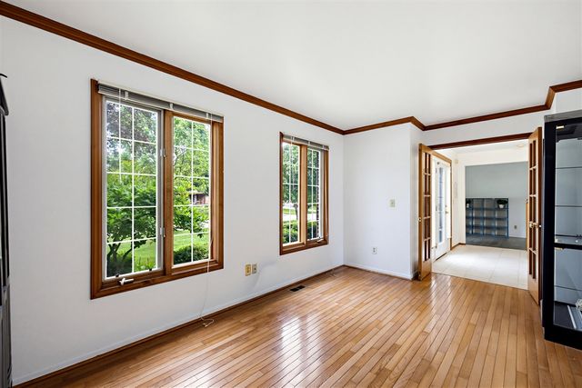 24762 White Plains Drive, Novi, MI 48374