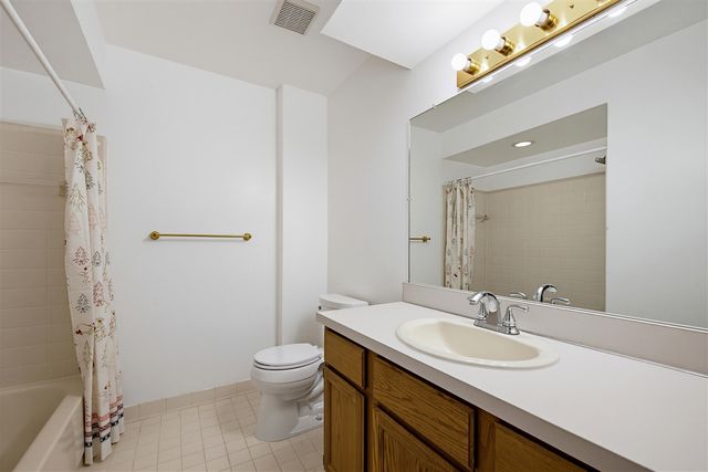 24762 White Plains Drive, Novi, MI 48374