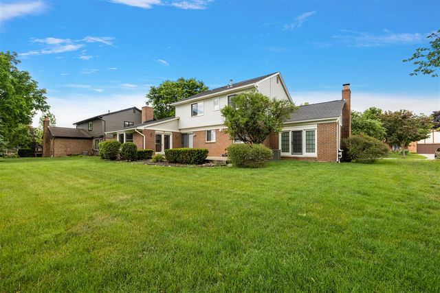 24762 White Plains Drive, Novi, MI 48374