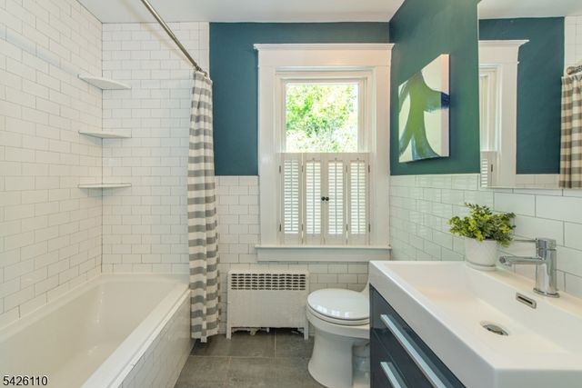 19 Carolin Rd, Montclair Twp., NJ 07043