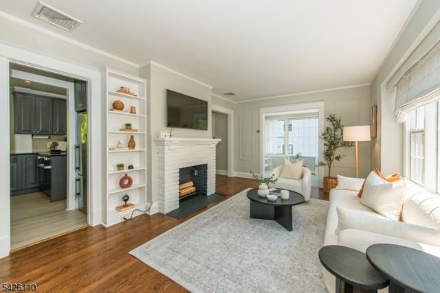 19 Carolin Rd, Montclair Twp., NJ 07043