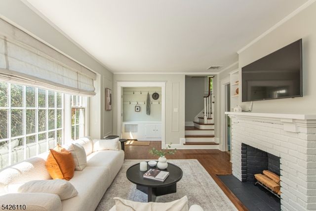 19 Carolin Rd, Montclair Twp., NJ 07043