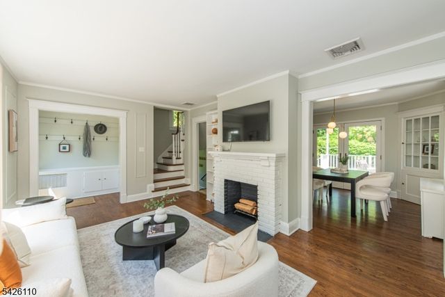 19 Carolin Rd, Montclair Twp., NJ 07043