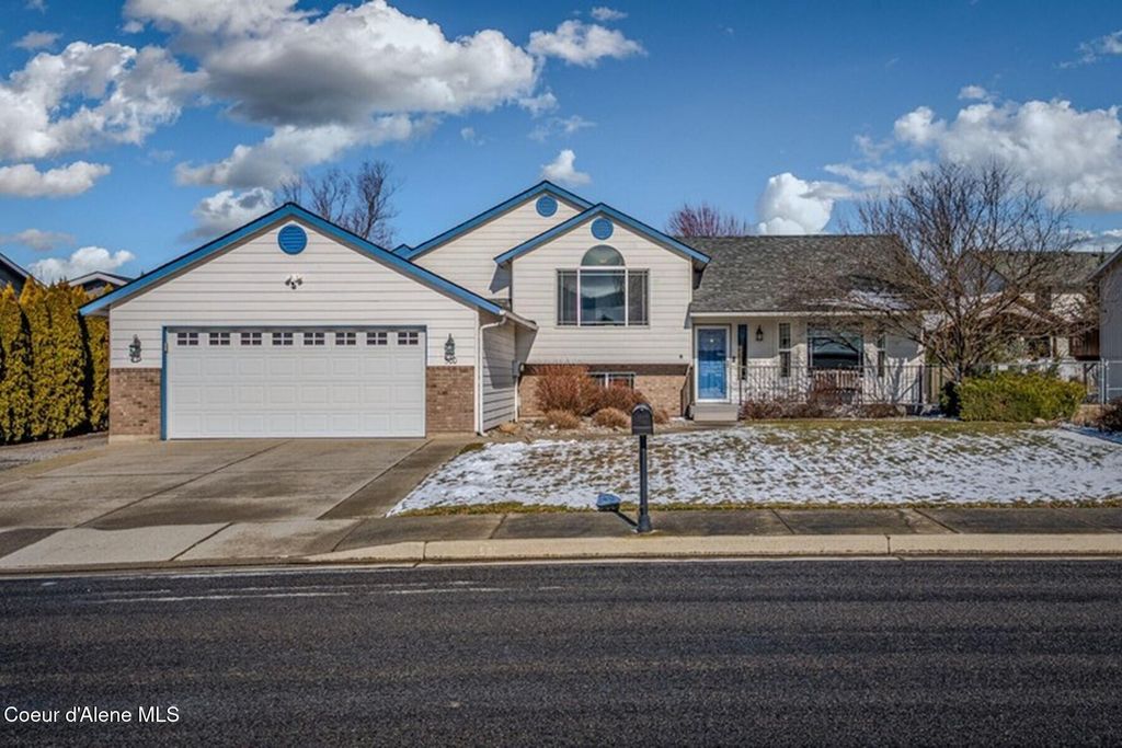 500 W 22nd Ave, Post Falls, ID 83854