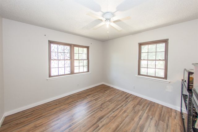 620 Rosewood Circle, Claremore, OK 74017