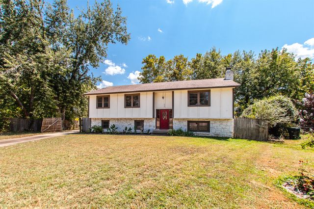 620 Rosewood Circle, Claremore, OK 74017