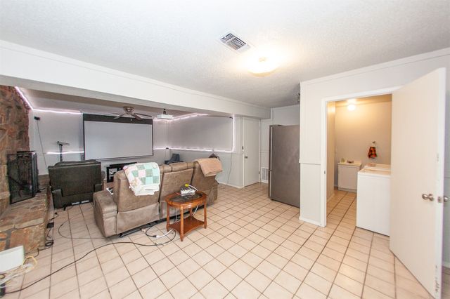 620 Rosewood Circle, Claremore, OK 74017