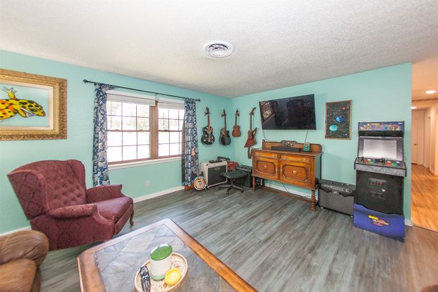 620 Rosewood Circle, Claremore, OK 74017