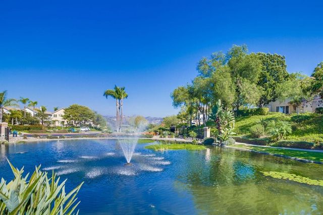 18736 Caminito Cantilena 194, San Diego, CA 92128