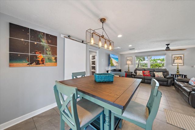 6841 ROXBURY DRIVE, Sarasota, FL 34231