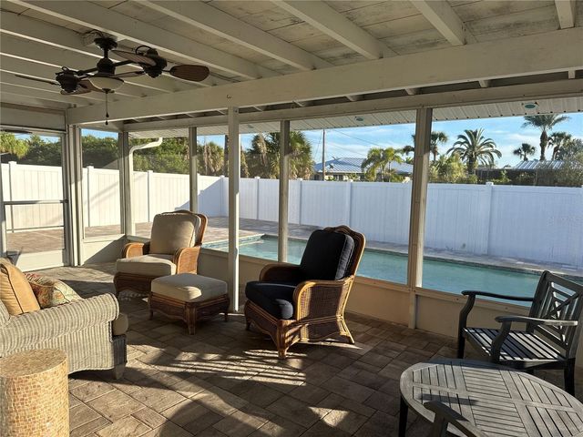 6841 ROXBURY DRIVE, Sarasota, FL 34231