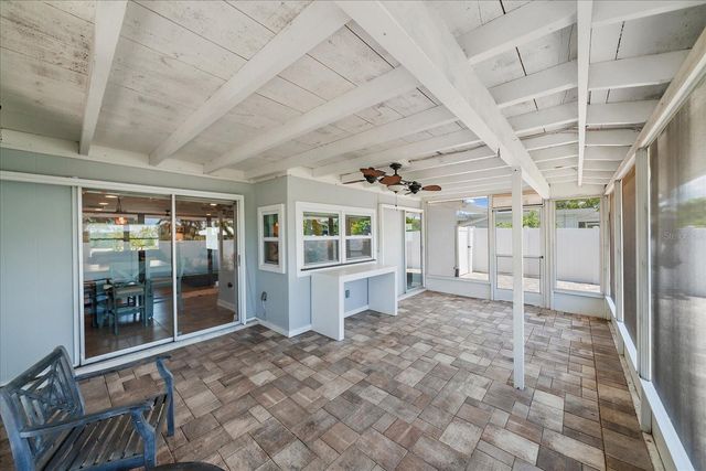 6841 ROXBURY DRIVE, Sarasota, FL 34231