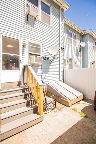 250 Congress Ave 40, Chelsea, MA 02150