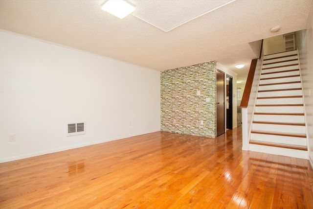 250 Congress Ave 40, Chelsea, MA 02150