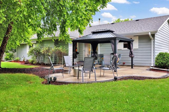 3827 W Minnesota AVENUE, Franklin, WI 53132