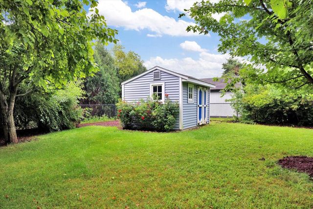 3827 W Minnesota AVENUE, Franklin, WI 53132