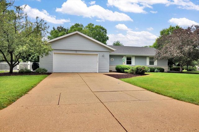 3827 W Minnesota AVENUE, Franklin, WI 53132