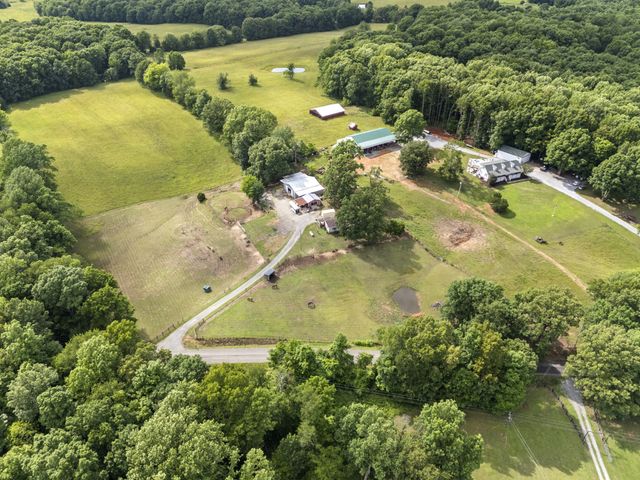 1126 Cedar Creek Rd, Vanleer, TN 37181