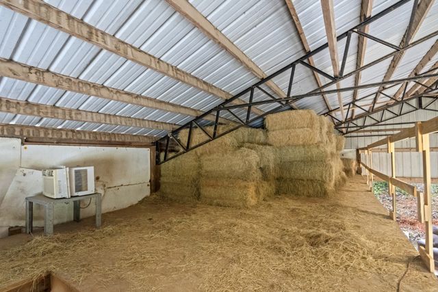 1126 Cedar Creek Rd, Vanleer, TN 37181